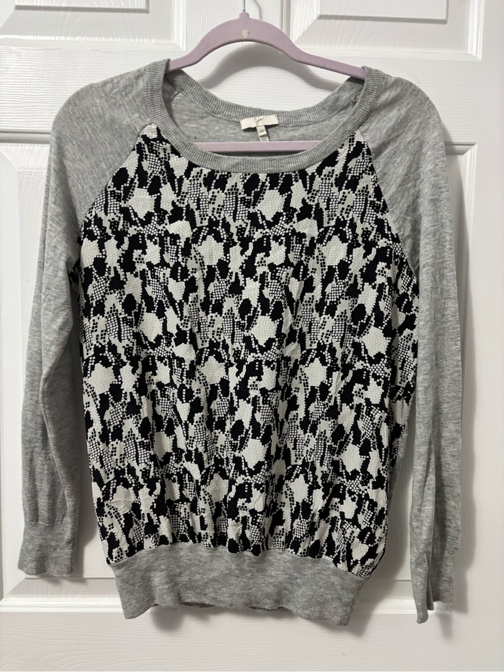 JoieWomen's Gray & Black Patterned Raglan Pullover Sweatshirt Size XS